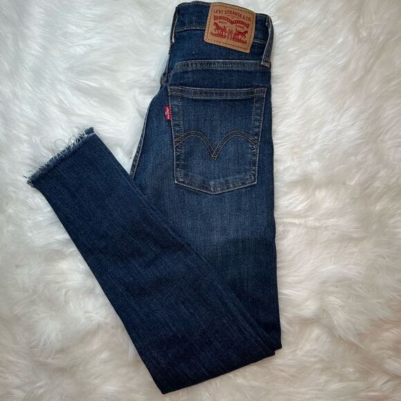 Levi’s Wedgie Skinny - Picture 3 of 7